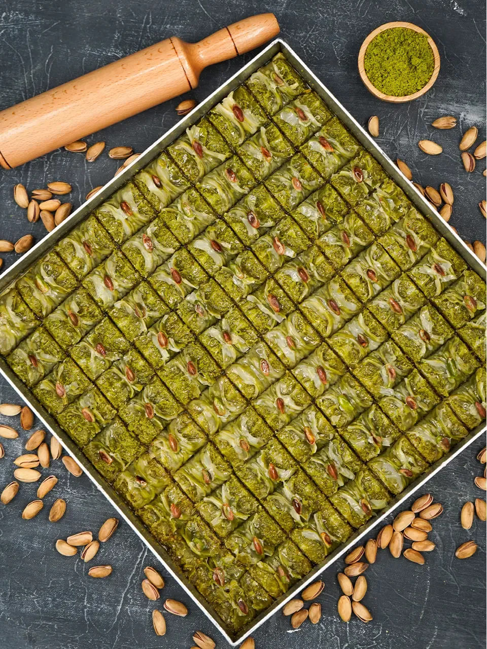 Fıstıklı Papyon Tatlısı