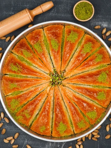 Fıstıklı Havuç Dilimi